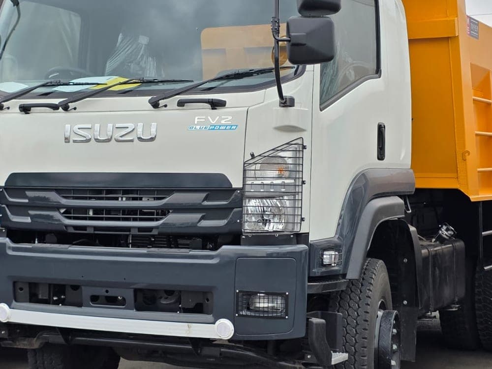 Isuzu FVZ34N Tipper Chassis - Medium Duty (F-Series) gallery 1