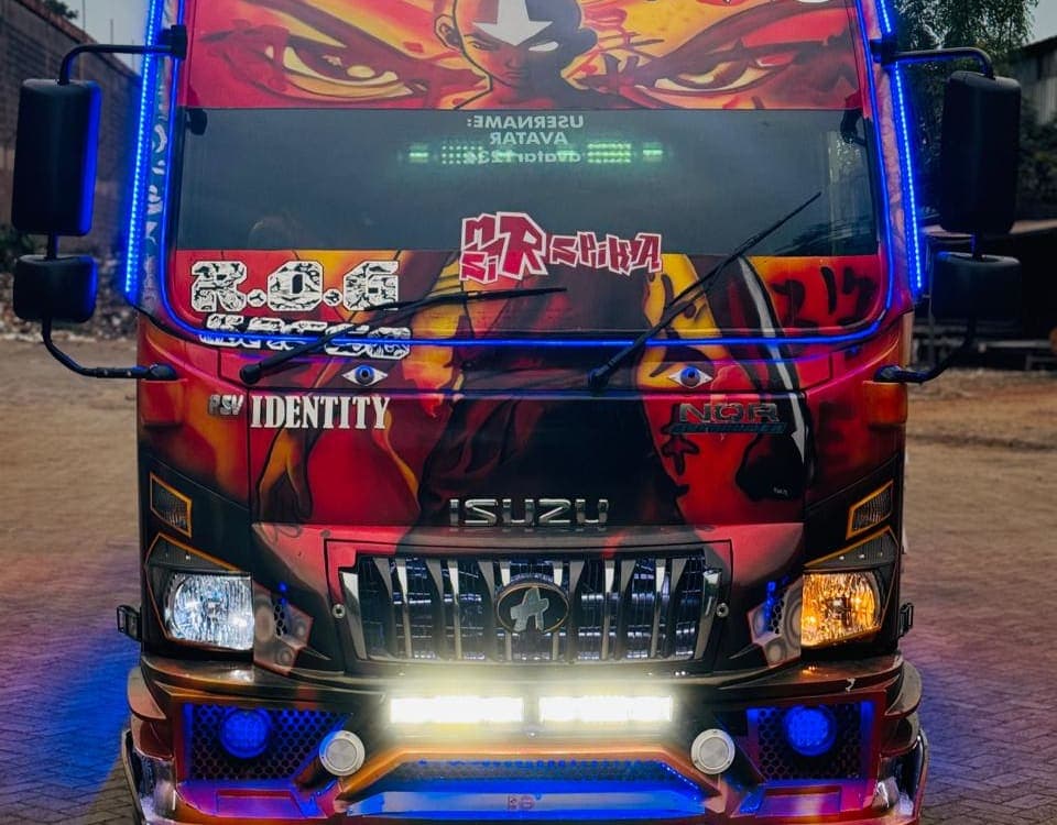 Isuzu NQR81M Bus (33-Seater) gallery 10