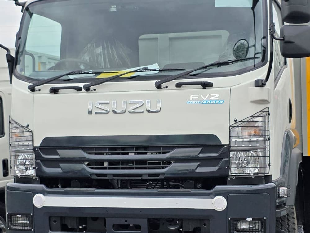 Isuzu FVZ34N Tipper Chassis - Medium Duty (F-Series) gallery 3