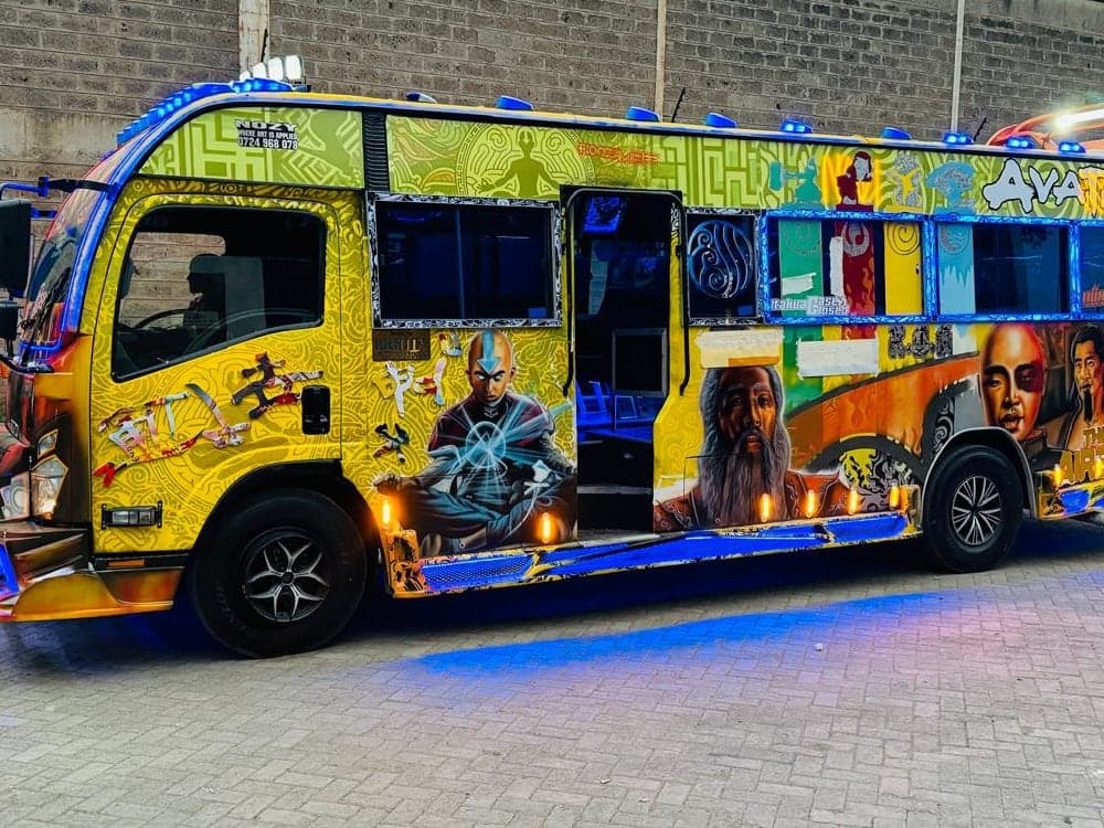 Isuzu NQR81M Bus (33-Seater) gallery 11
