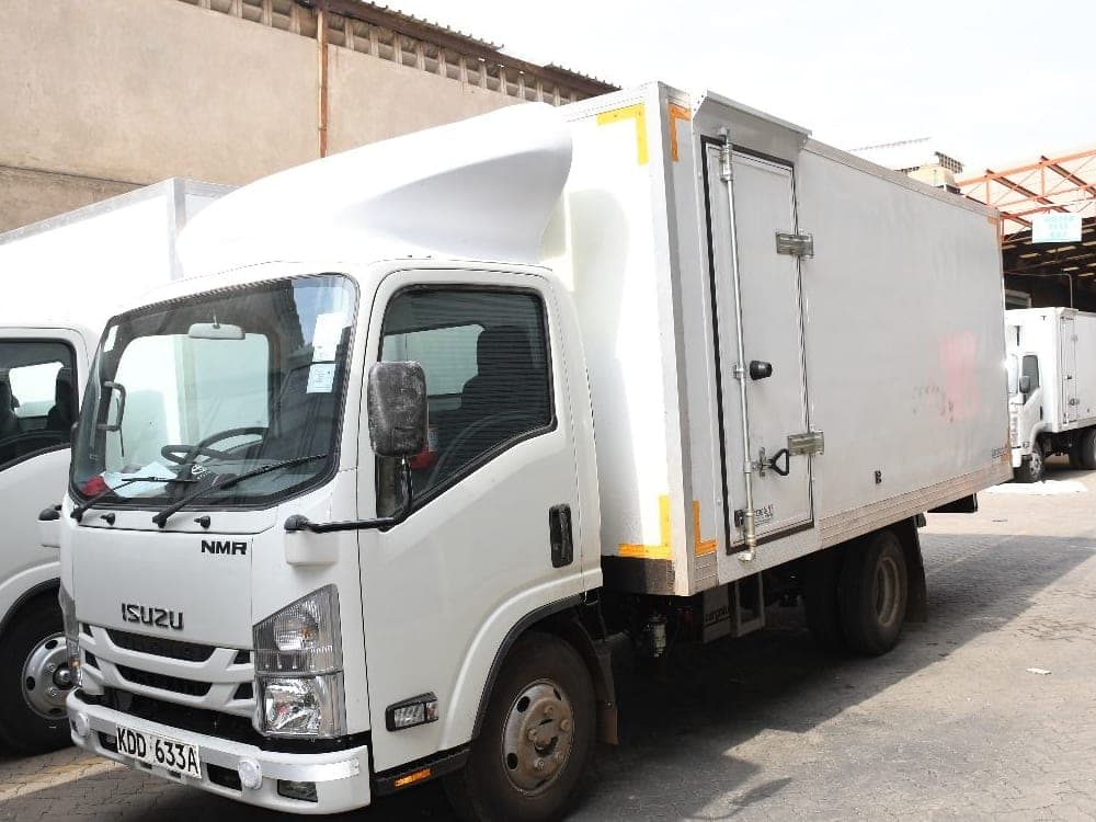 Isuzu NMR85H Truck - Light Duty (N-Series) gallery 9