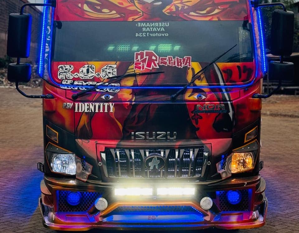 Isuzu NQR81M Bus (33-Seater) gallery 3