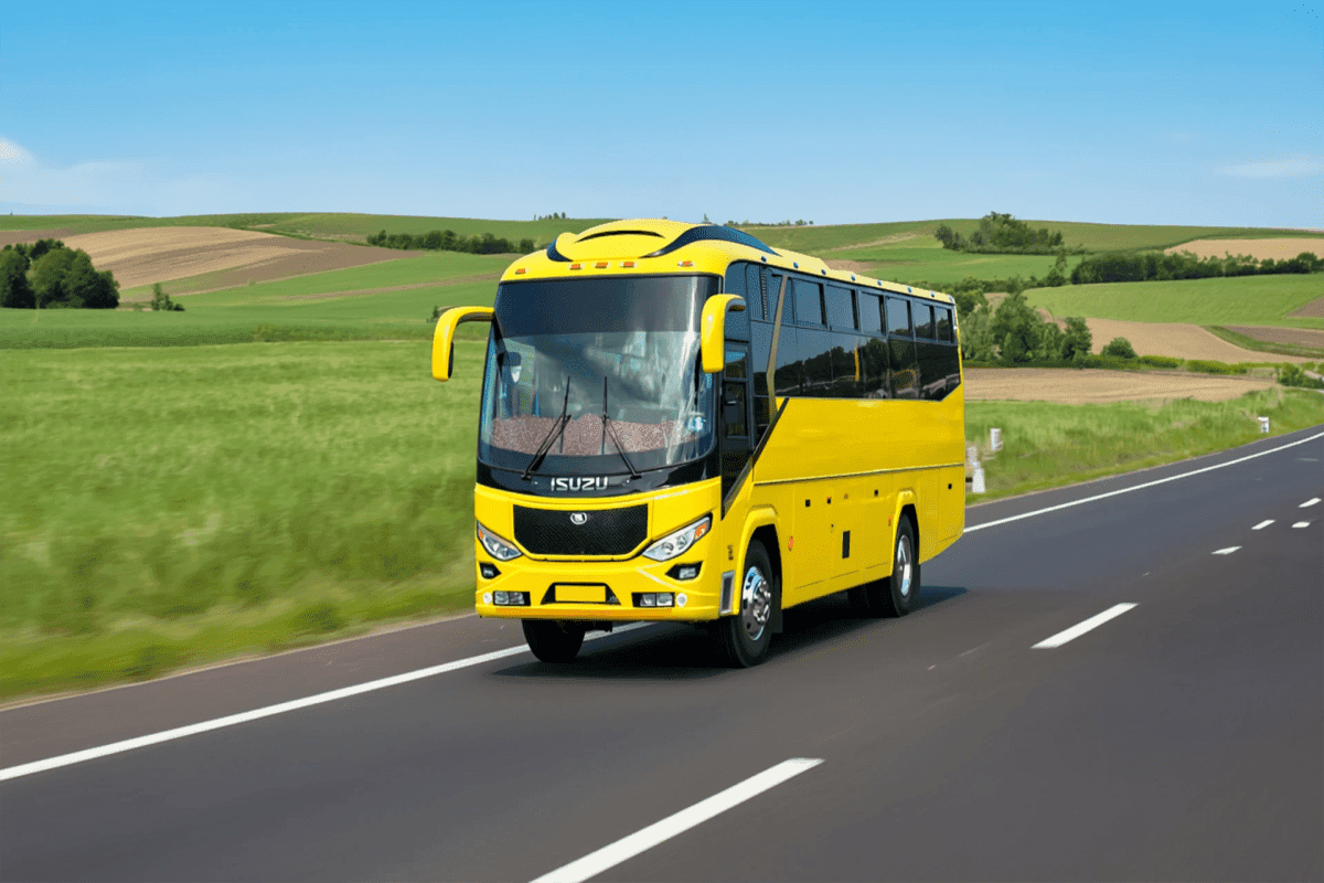 Isuzu FRR90 Bus (50-seater) - View 1