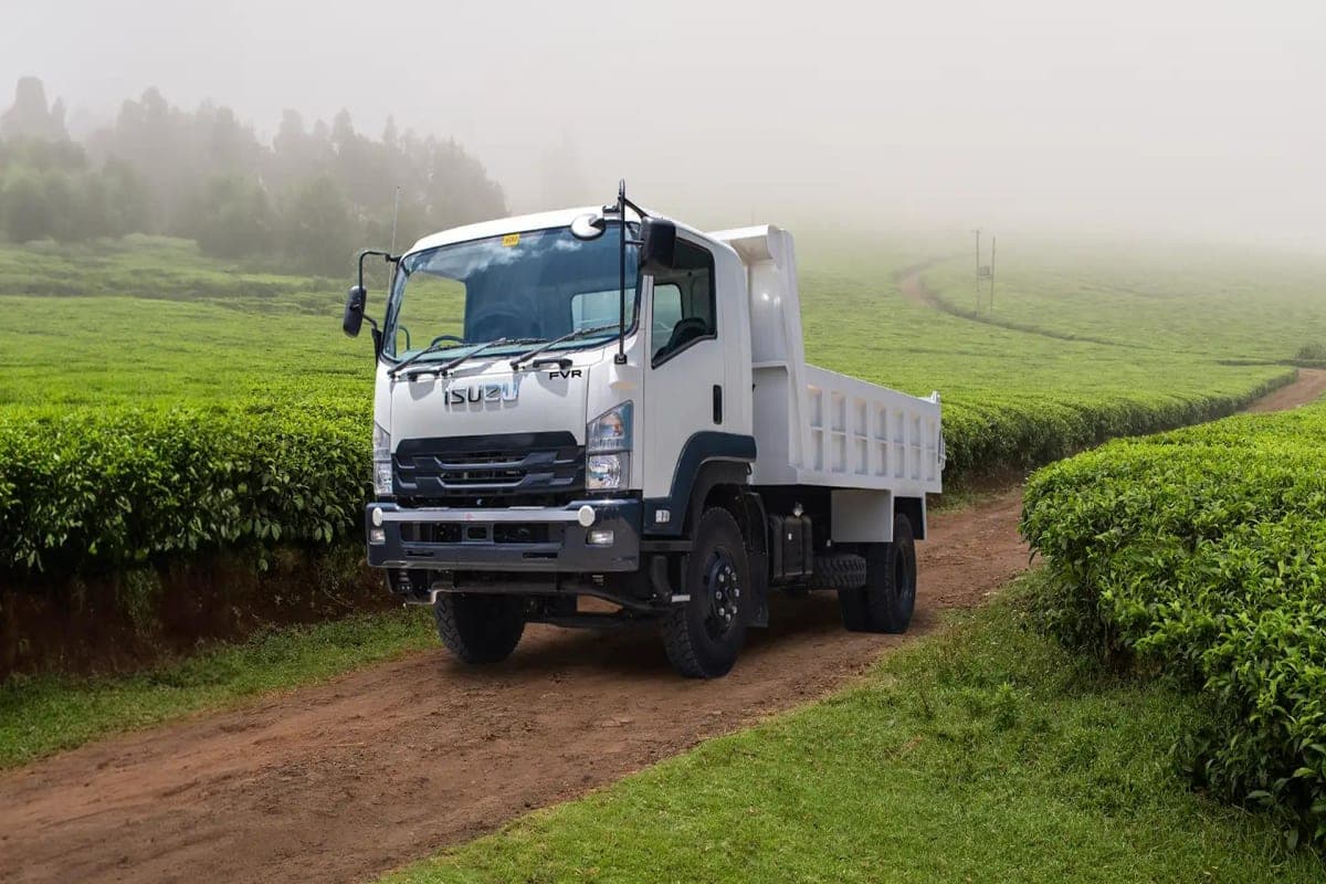 Isuzu FVR90L - Medium Duty (F-Series) - View 1
