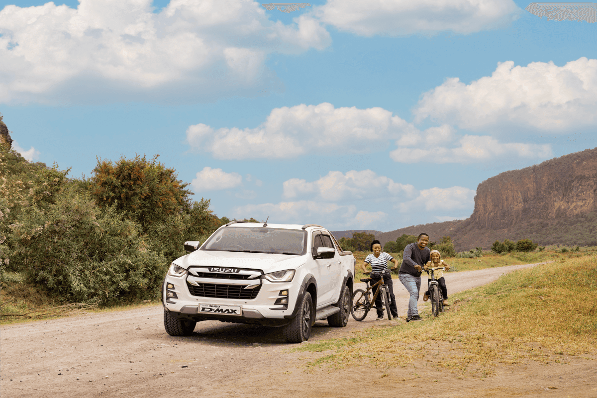 Isuzu D-MAX Double Cab TFS 87 4X4 D/C M/T - View 1